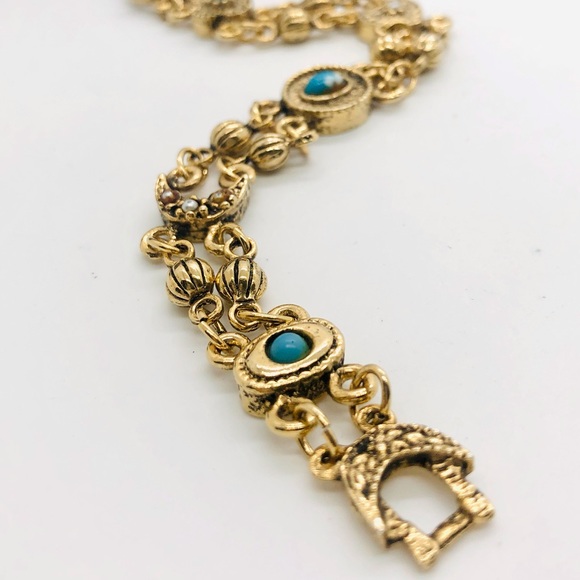 Vintage Victorian revival Bracelet - Picture 5 of 9